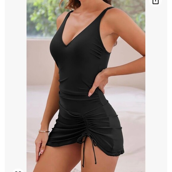 B2prity One Piece Swimdress Black Size 2XL(16W) New With Tag - Picture 3 of 10